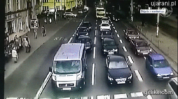 W radiu podawali, że gdzieś tu jest korek