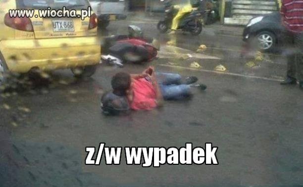 "zaraz wracam"