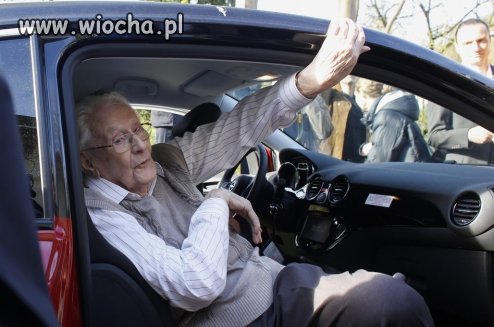Esesman prosi o przebaczenie