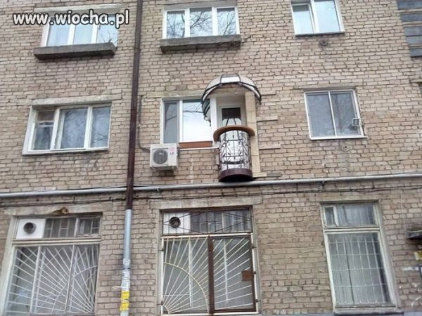 Szlachta w bloku.