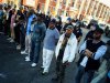 Ludzie z Baltimore ustawili się by chronić policję