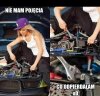 Kobieta mechanik