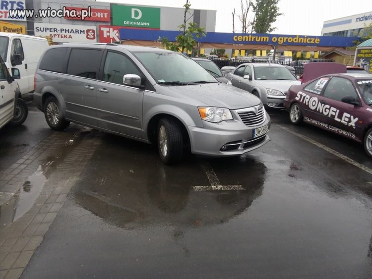 Kilka minut parkowania i taki efekt 