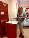 Facet w przebraniu głosował jako Rafał Kukawski