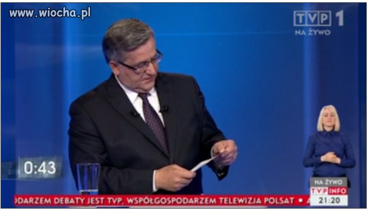 O Q...wa co oni mi tu nabazgrali