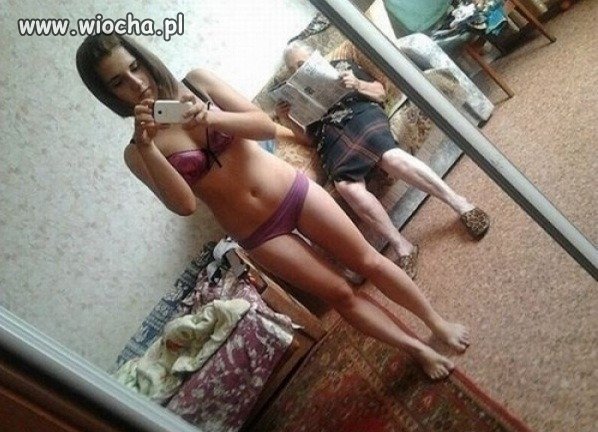 Niezła fotka na fejsa przygłupa