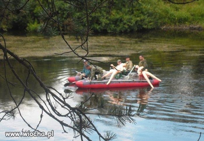 Męska przygoda w plenerze.