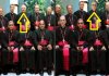 Po skandalu pedofilskim Kościół retuszuje zdjęcia. 