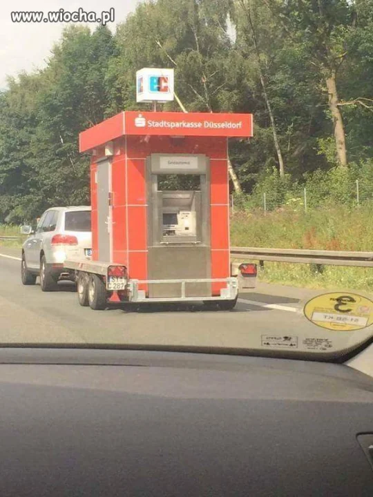 Niemieccy turyści w drodze 