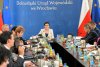 Ewa Kopacz wozi ze sobą stoły i krzesła