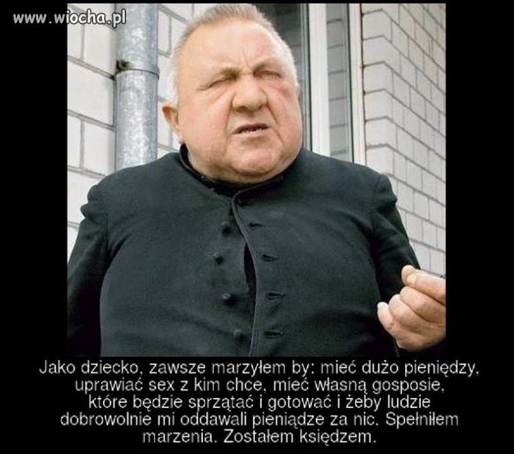 Armia kapłanów uczyniła z ludzkich lęków przed 