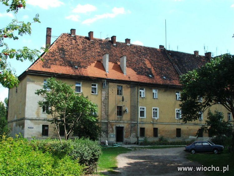Budynek koszar