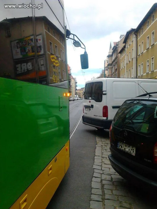 Znowu jakiś debil zablokował ruch tramwajowy...