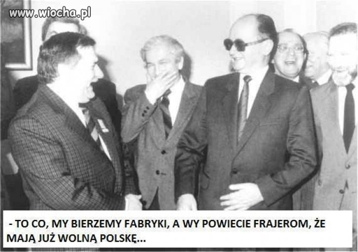"Trzej przyjaciele z boiska, skrzydłowy bramkarz i