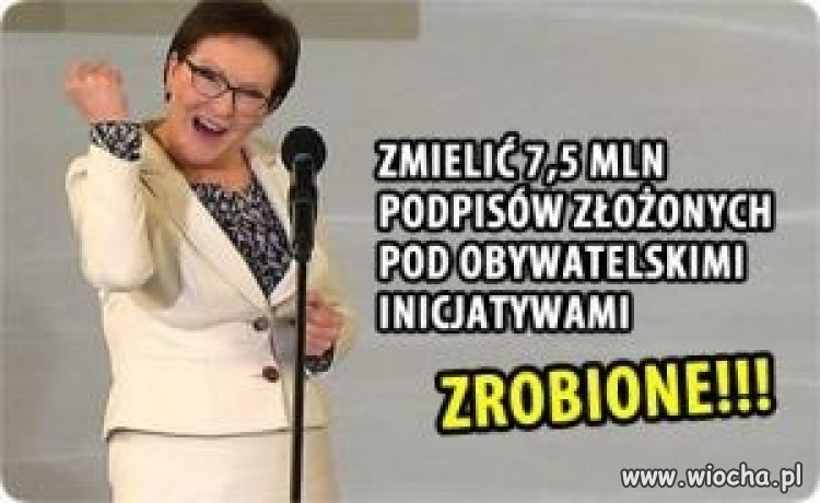 Cynicznie prosi o dopisanie swoich pytań? Kogo?