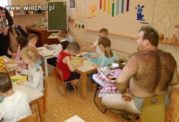 Janusz z wizytą w przedszkolu..