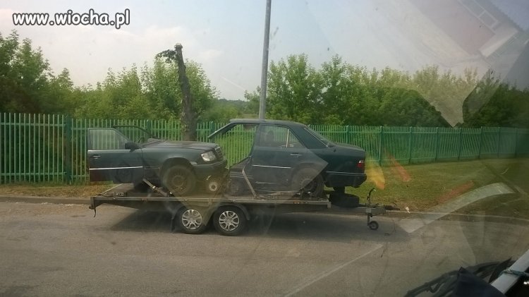 Niemiec płakał jak sprzedawał.