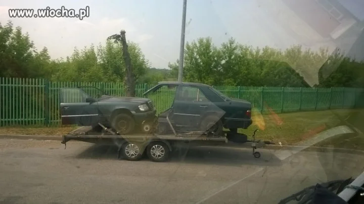 Niemiec płakał jak sprzedawał.