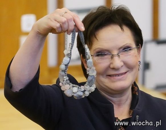 Jeden dostał "srebrniki", druga ...