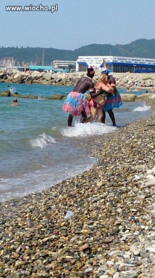 Tubylcy na polowaniu.