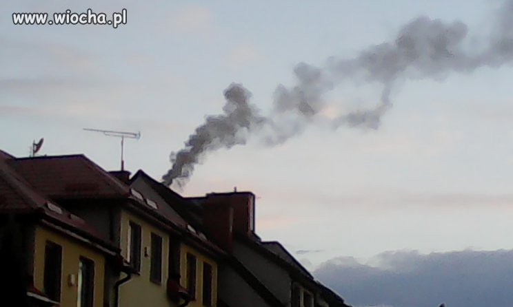 Sąsiad już rozpalił w piecu