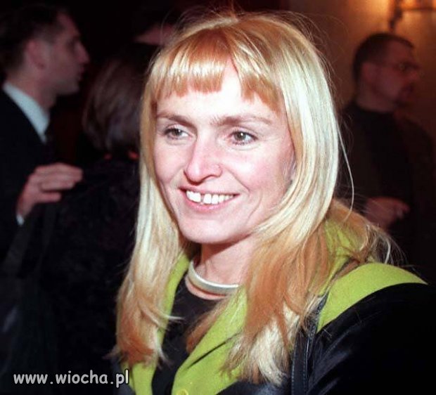 Monika Olejnik czy może Karolak w blond peruce?