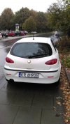Krakowski mistrz parkowania na chodniku.