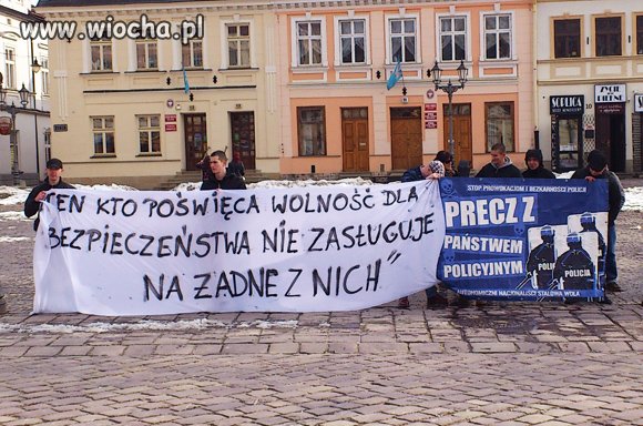 Zakaz manifestacji przeciw imigrantom...