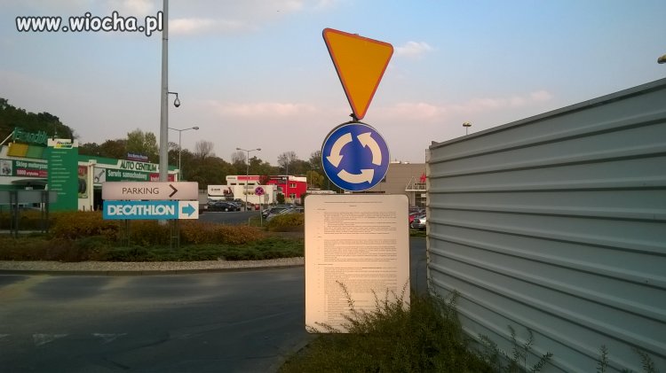Czytajcie tabliczki pod znakami!!!