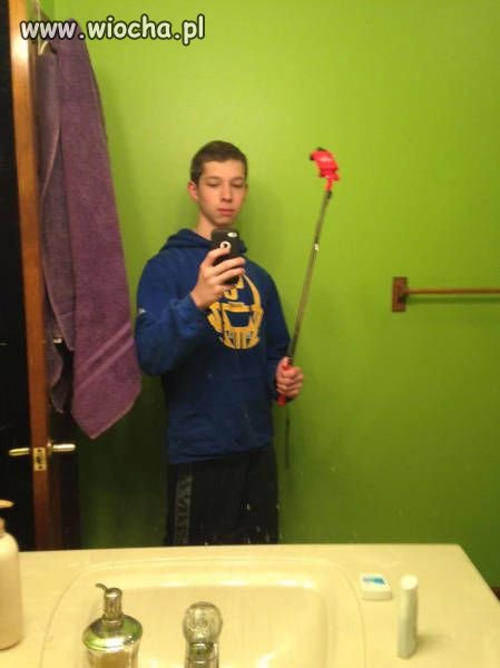 Selfie z kijem do selfie