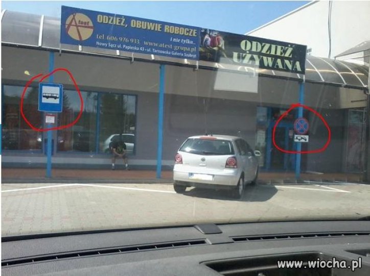 Pani miała chyba pilny interes do załatwienia w lumpeksie 