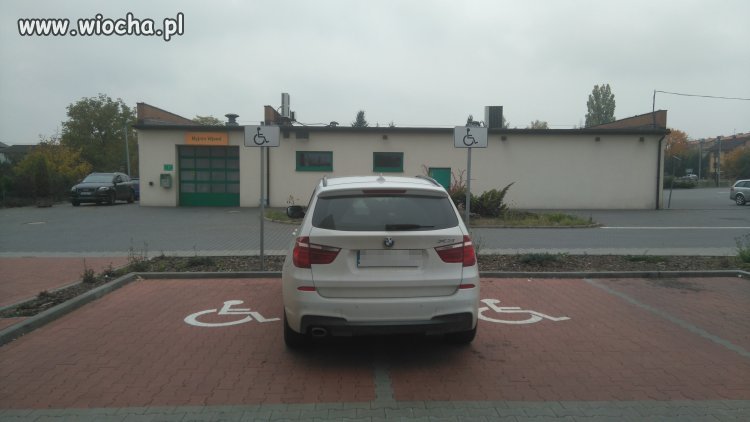Upośledzony