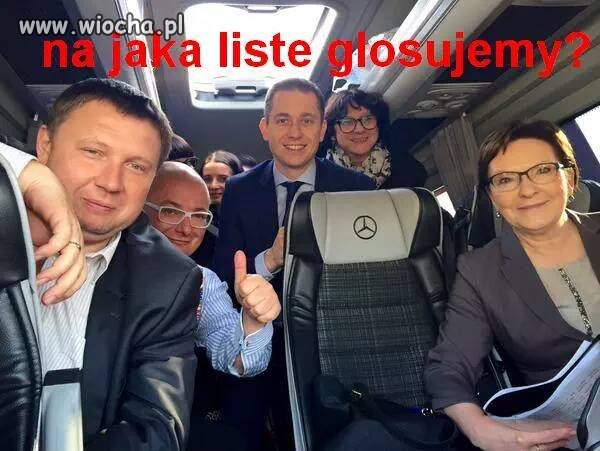 Zdjęcie z profilu rzecznika rządu. A na nim lokowanie 