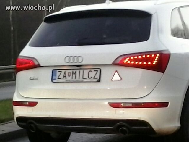 Zamilkłam 
