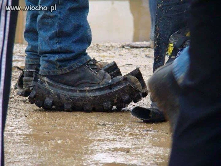  Buty na niepogodę