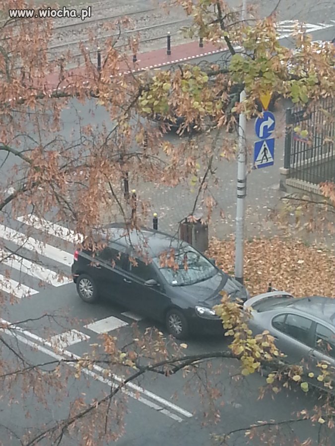 Tak się parkuje...