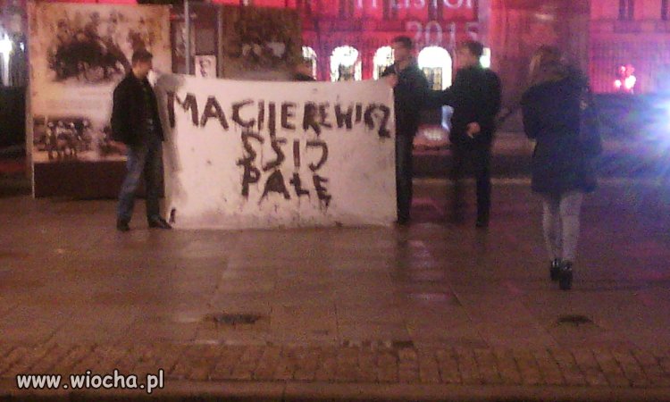 Pytanie komu?