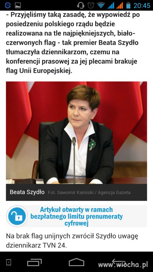 Bo flaga unii przynosi wstyd Europie. 