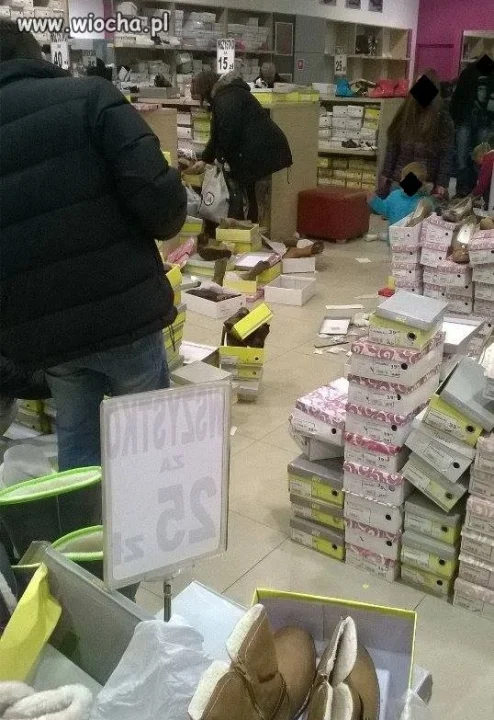 Zrobili wyprzedaż dla ludzi...