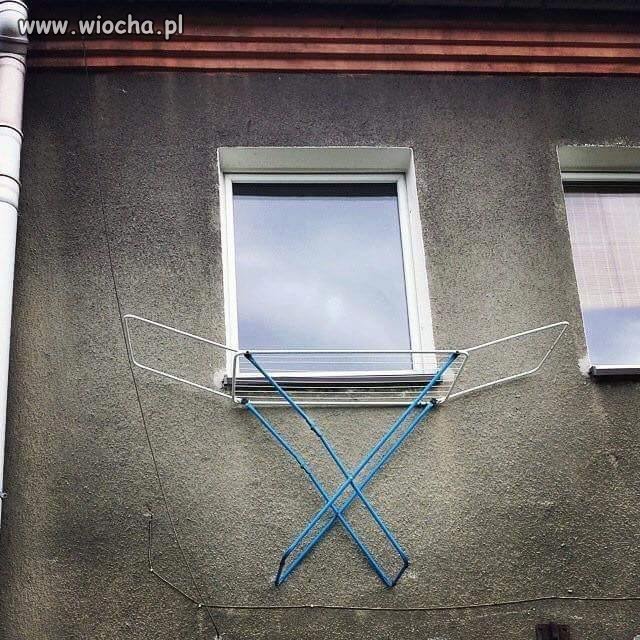 A pranie wieszam za oknem 