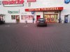 Kretyn gdyby mógł, wiechałby między półki 
