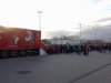 Kolejka po darmową puszkę, wartą 2 zeta