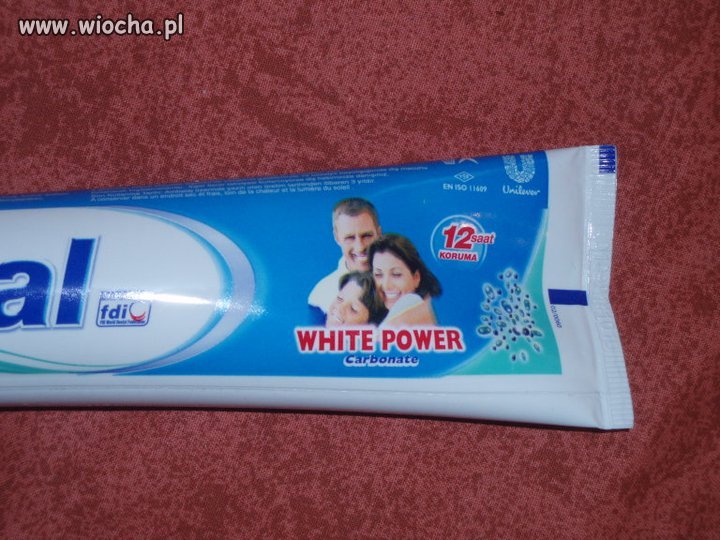 Rasistowska pasta do zębów
