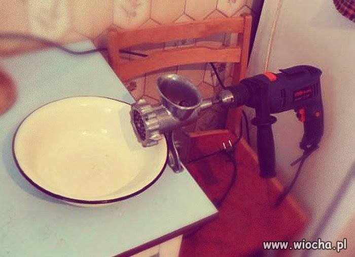 Potrzeba matką wynalazku;