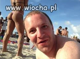 To się koledze selfik udał