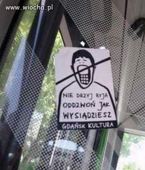 Tymczasem w komunikacji miejskiej.