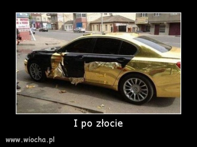 Trochę się odkleiło