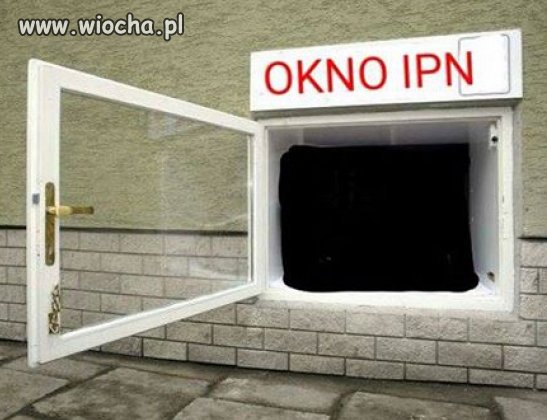 Okno.