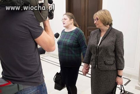 KRYSIA I JEJ DZIEWCZYNA 