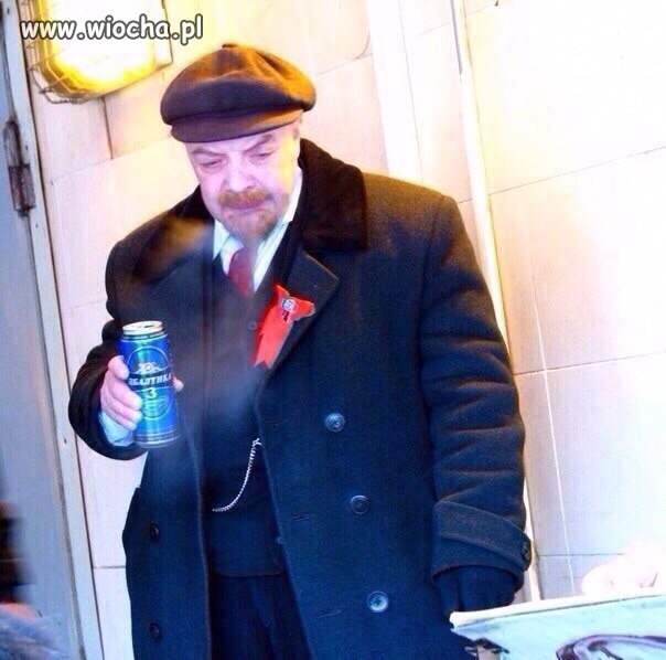 Lenin. Wiecznie żywy wiecznie pijany